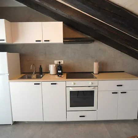 Apartment Annix Pula